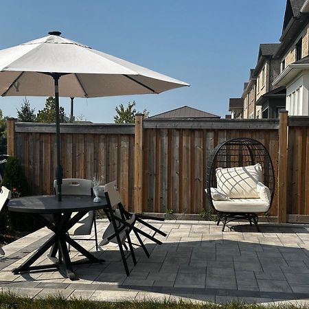 Luxury Basement Apartment In Oakville Exterior photo